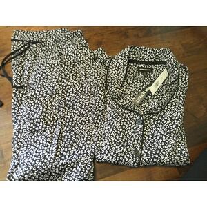 Room Service Pajama‎ Set Womens Small Black White NWT Leopard Print Long Sleeve